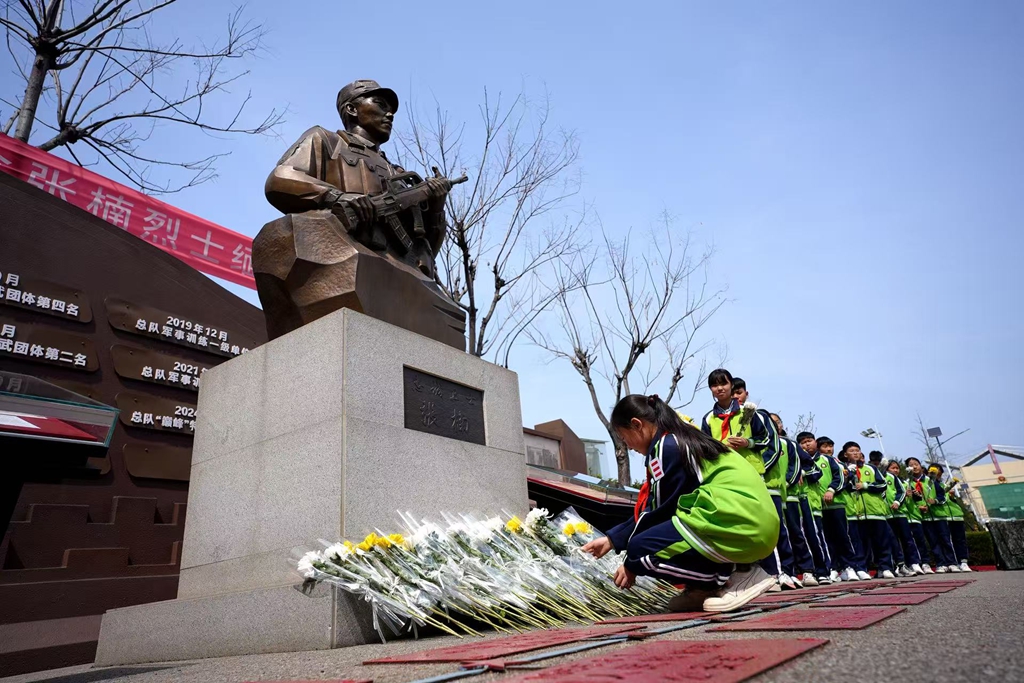 臨沂：清明に文明的な追悼の風潮広がる