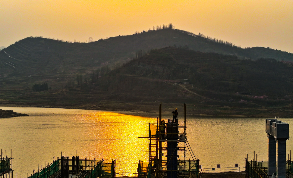 沂南県双堠ダム工事：増員・増設で工期加速